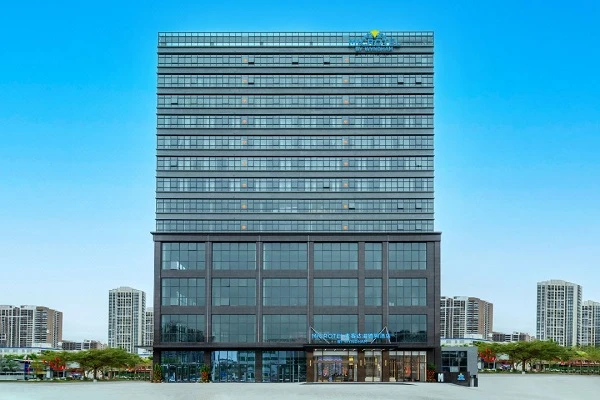 Qujing Jinzuo Hotel exterior