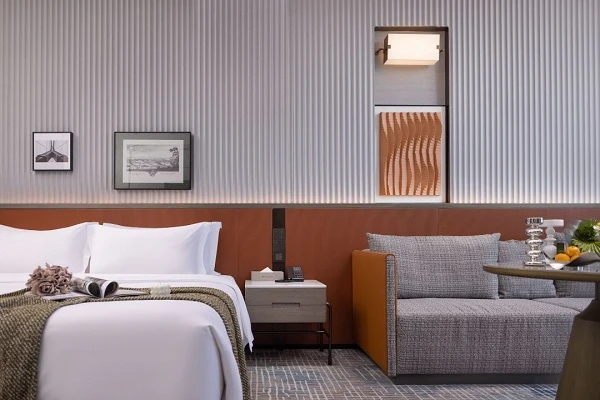Qujing Jinzuo Hotel guest room IPTV deployment