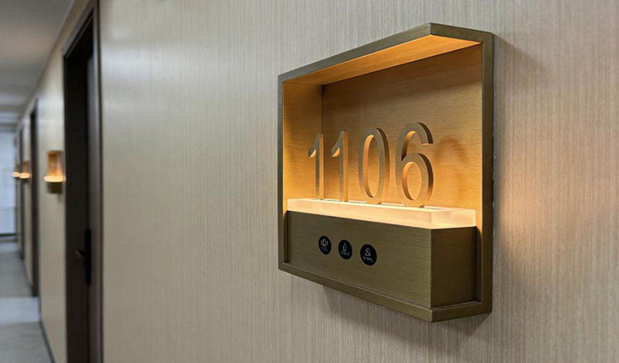 Smart Electronic Doorplate